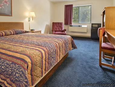 Hotel Super 8 By Wyndham Hampton Chambre photo